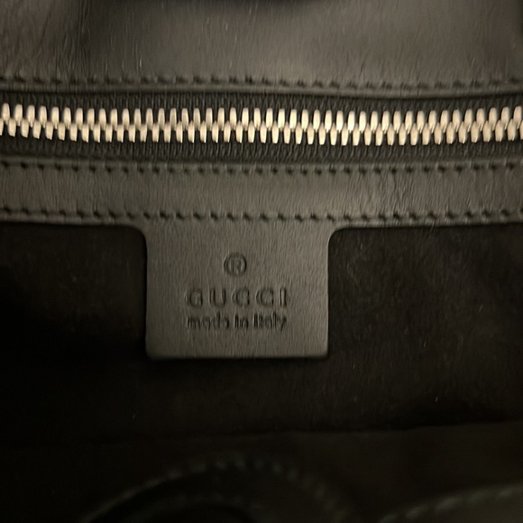 Authentic Gucci Bee Webb Tote. Rarely used, have tags and dust bag. - Picture 4 of 8